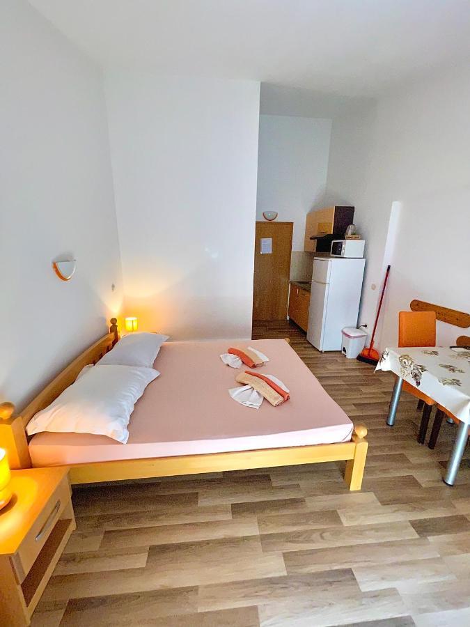 Apartments Anita And Zoran Stanici Екстер'єр фото