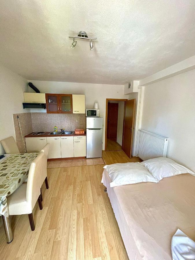 Apartments Anita And Zoran Stanici Екстер'єр фото